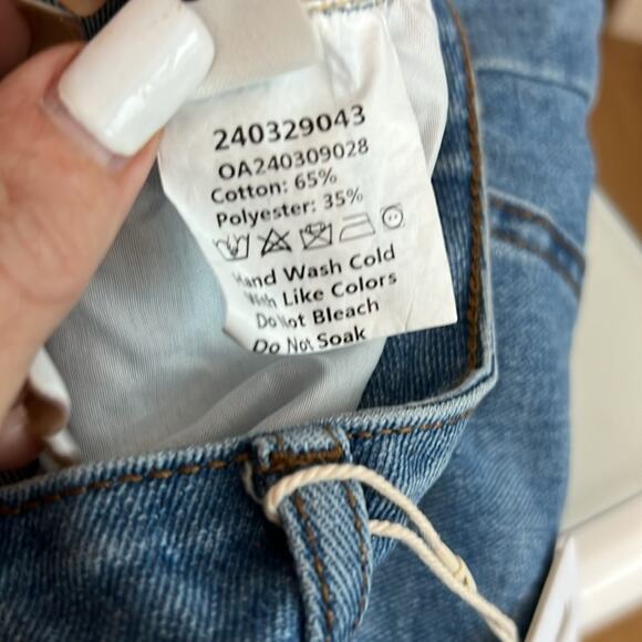 Commense Women's Straight Leg Jeans - Light Blue - Picture 6 of 12